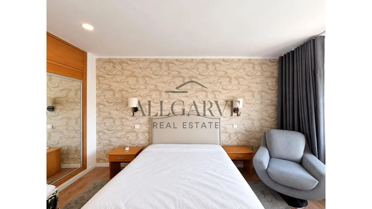 Apartamento T1 para Arrendamento em Alvor Foto 6