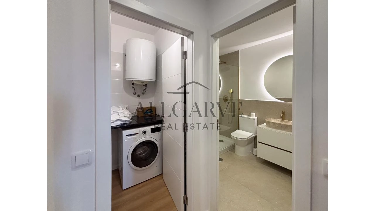 Apartamento T1 para Arrendamento em Alvor Foto 9