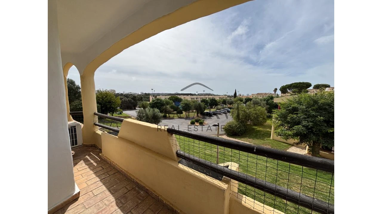 Apartamento T1 para Arrendamento em Alvor Foto 1