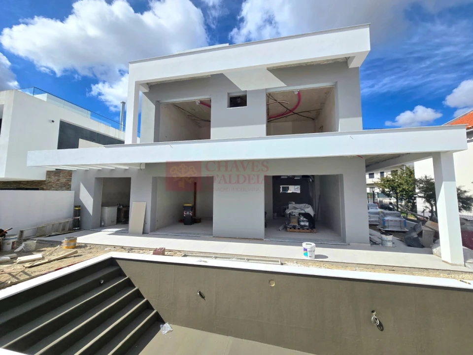 Moradia T4 para Venda em Santa Iria de Azoia, São João da Talha e Bobadela Foto 12