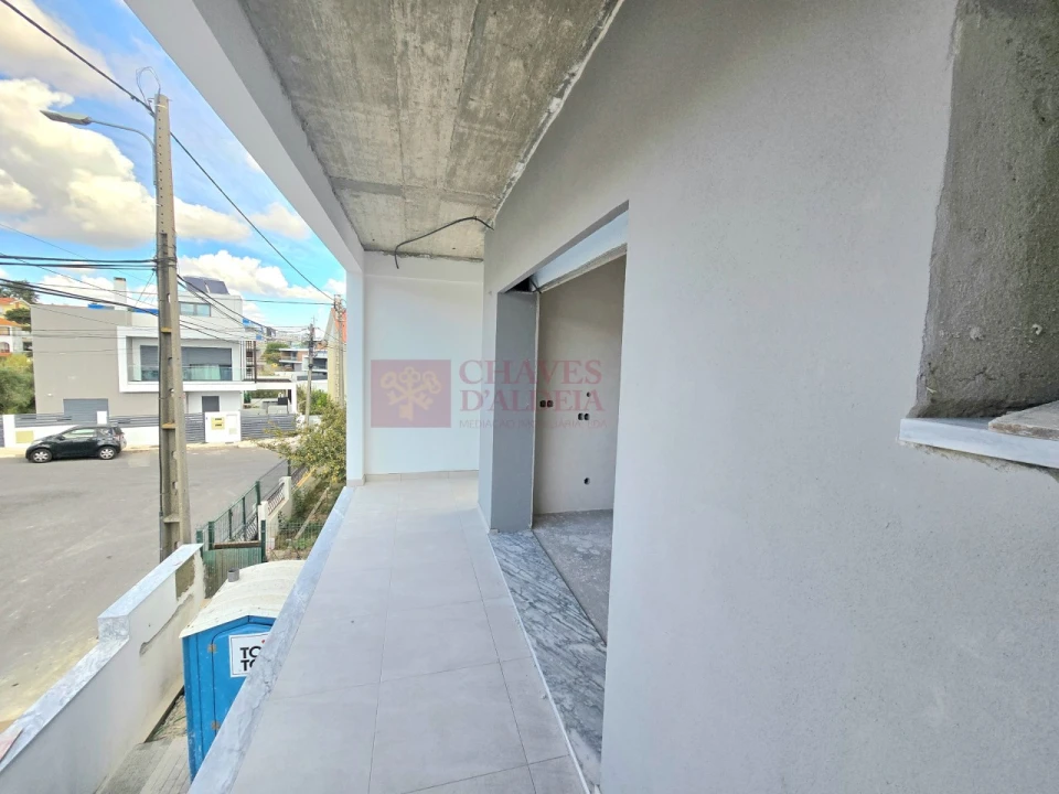 Moradia T4 para Venda em Santa Iria de Azoia, São João da Talha e Bobadela Foto 42