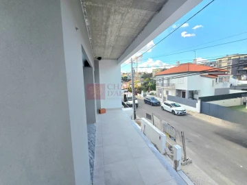 Moradia T4 para Venda em Santa Iria de Azoia, São João da Talha e Bobadela