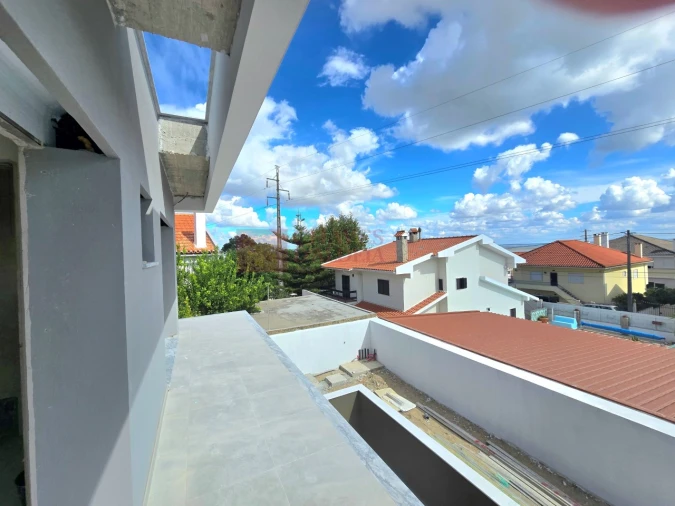 Moradia T4 para Venda em Santa Iria de Azoia, São João da Talha e Bobadela Foto 30