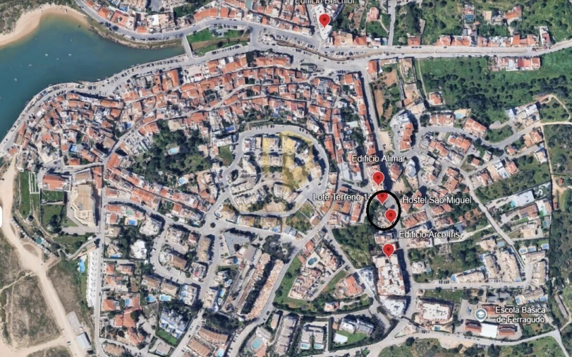 Terreno para Venda em Ferragudo Foto 3