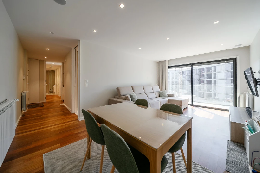 Apartamento T2 para Venda em Oliveira do Douro Foto 5