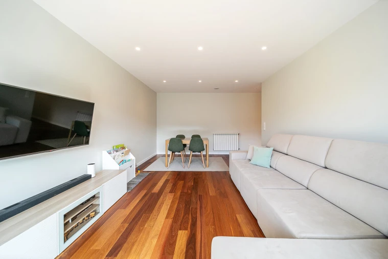 Apartamento T2 para Venda em Oliveira do Douro Foto 8