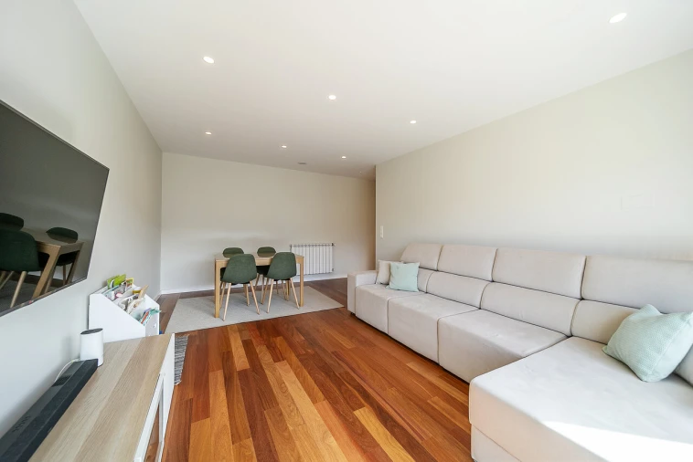 Apartamento T2 para Venda em Oliveira do Douro Foto 10