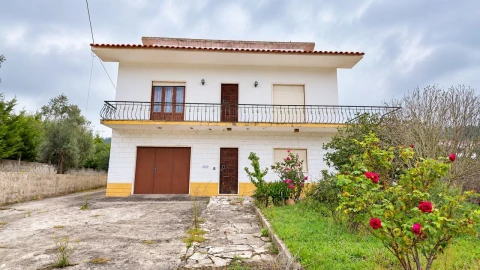 Moradia T3 para Venda em Areias e Pias