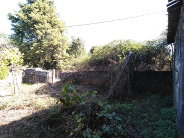 Moradia T6 para Venda em Pussos São Pedro