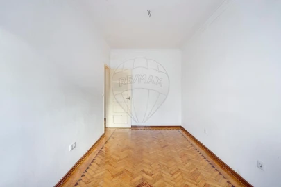 Apartamento T2 para Venda em Penha de França