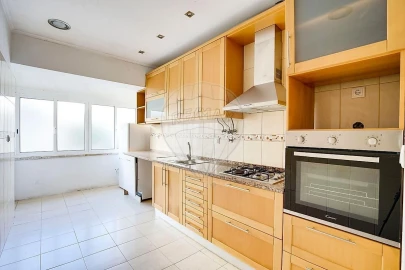 Apartamento T2 para Venda em Penha de França