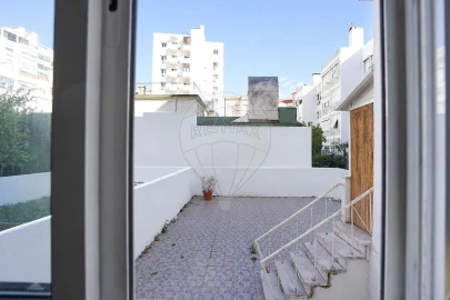 Apartamento T2 para Venda em Penha de França