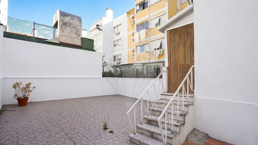 Apartamento T2 para Venda em Penha de França