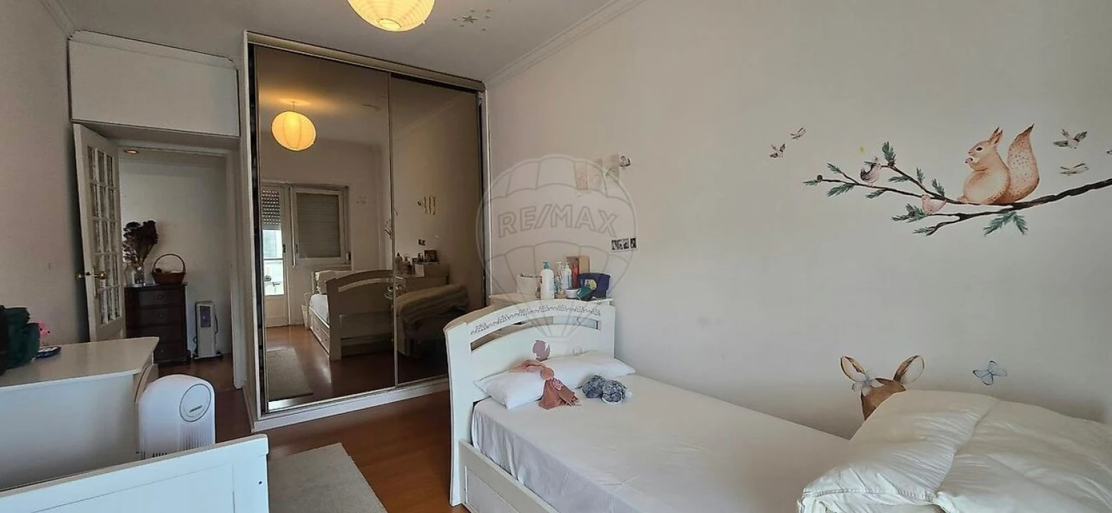 Apartamento T2 para Venda em São Domingos de Benfica Foto 8