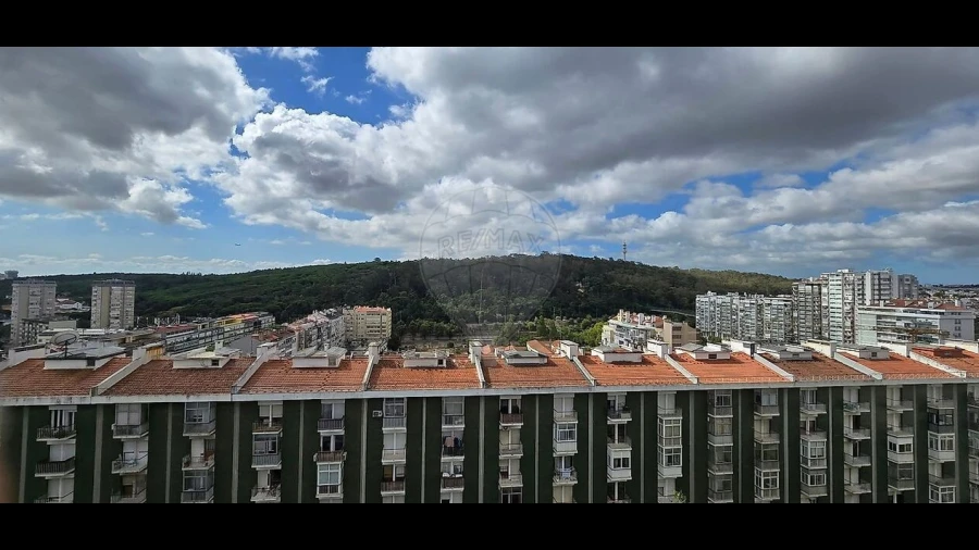 Apartamento T2 para Venda em Alvalade