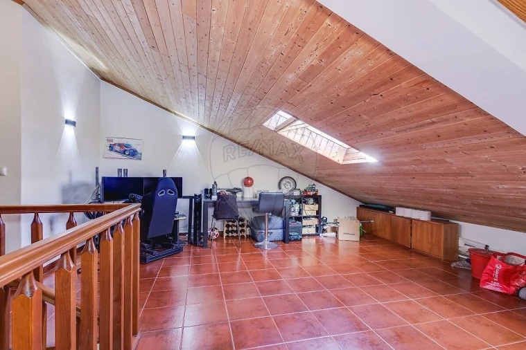 Apartamento T3 para Venda em Rio de Mouro Foto 39