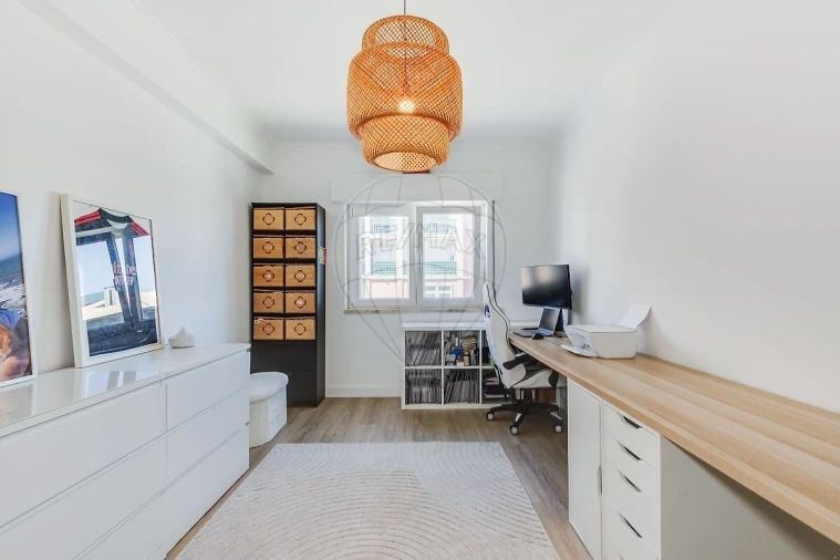 Apartamento T3 para Venda em Rio de Mouro Foto 25