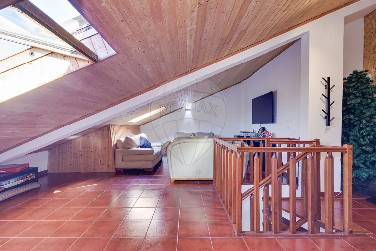 Apartamento T3 para Venda em Rio de Mouro Foto 35