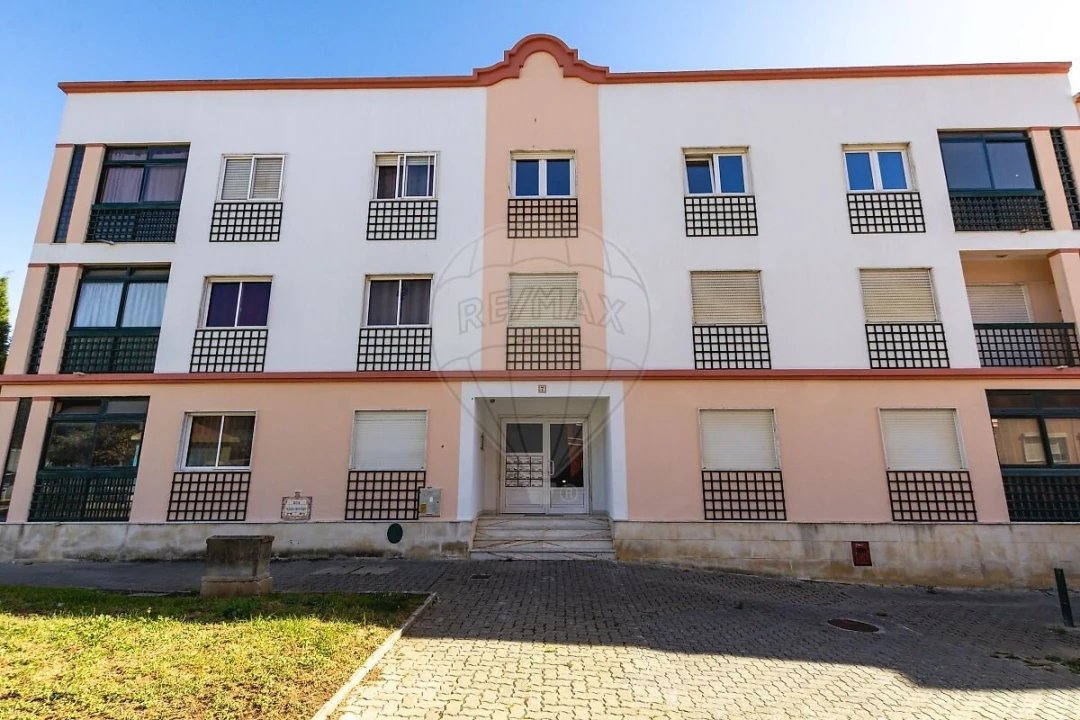 Apartamento T3 para Venda em Rio de Mouro Foto 43