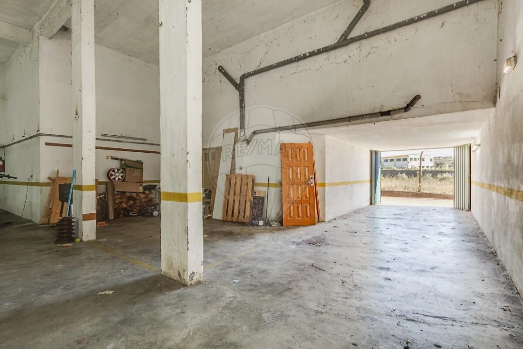 Apartamento T3 para Venda em Rio de Mouro Foto 42