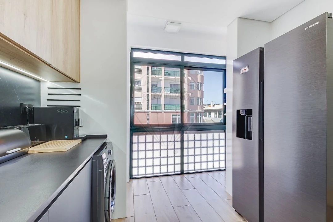 Apartamento T3 para Venda em Rio de Mouro Foto 4