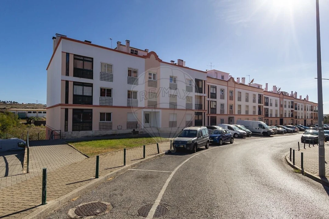 Apartamento T3 para Venda em Rio de Mouro Foto 48