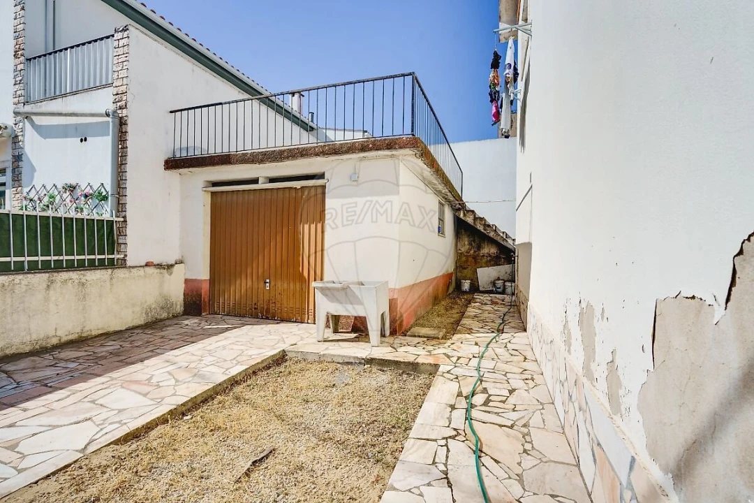Moradia T4 para Venda em Quinta do Conde Foto 17