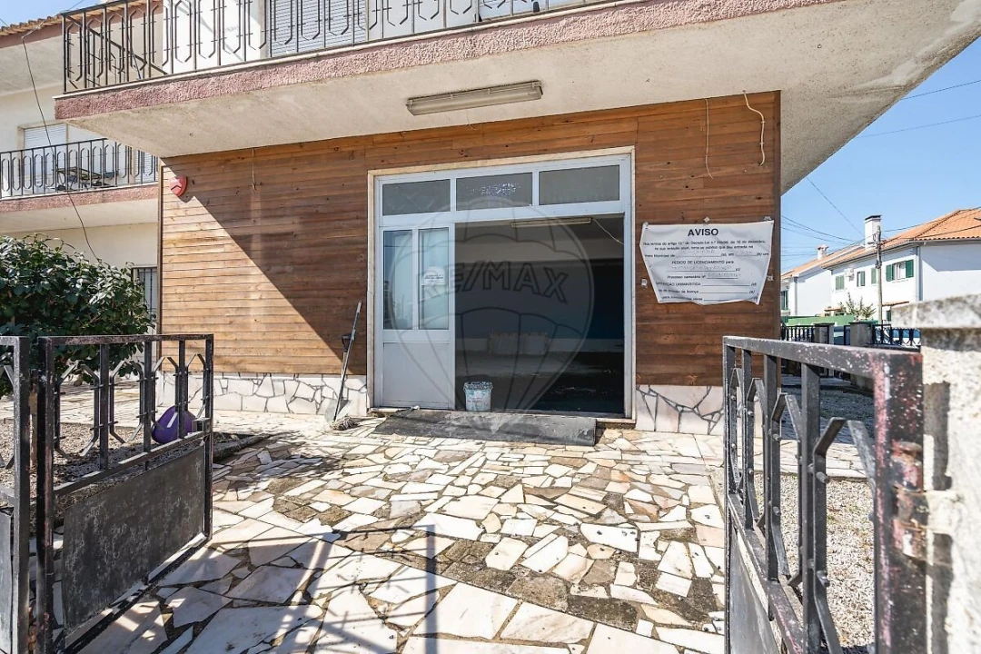 Moradia T4 para Venda em Quinta do Conde Foto 16
