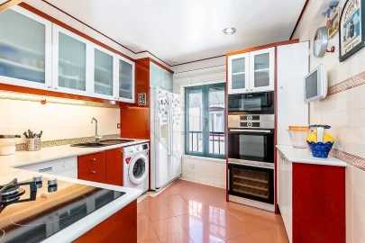 Apartamento T4 para Venda em Sesimbra (Santiago)