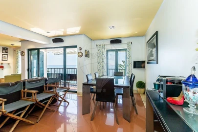 Apartamento T4 para Venda em Sesimbra (Santiago)