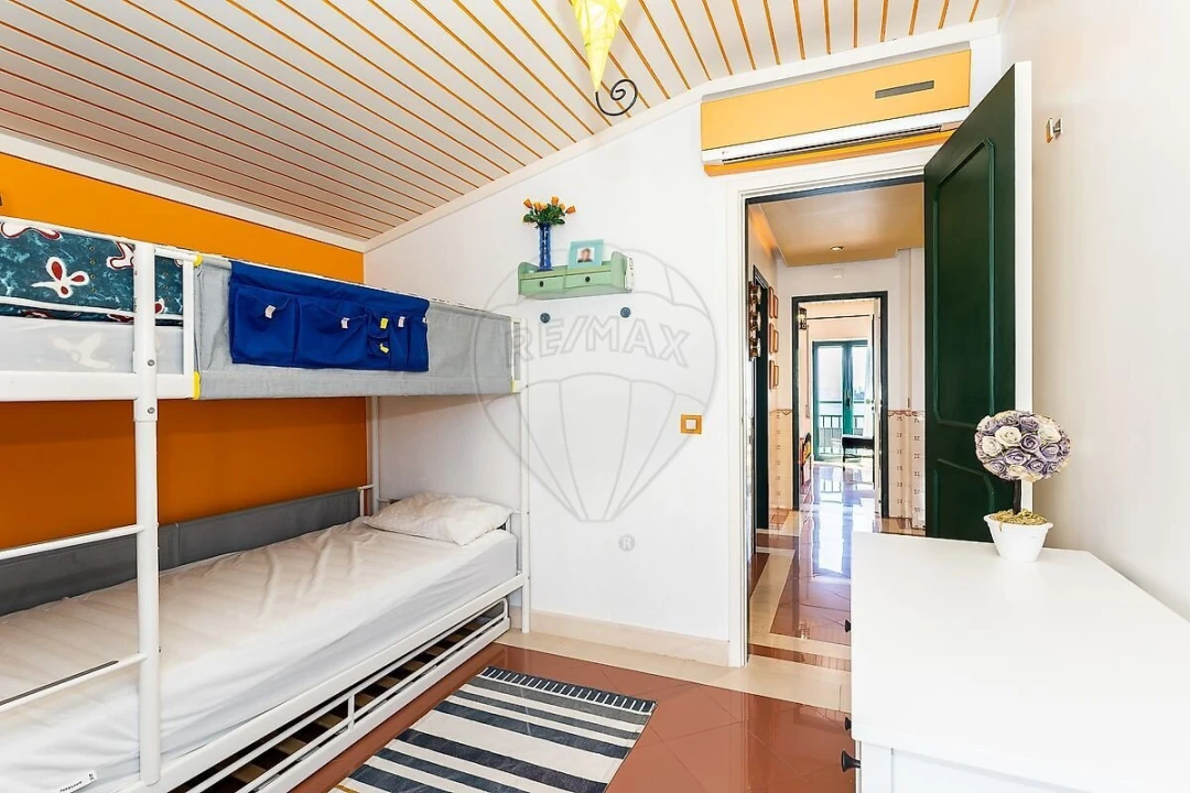 Apartamento T4 para Venda em Sesimbra (Santiago) Foto 36
