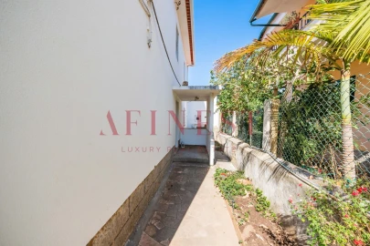 Apartamento T2 para Arrendamento em Carcavelos e Parede