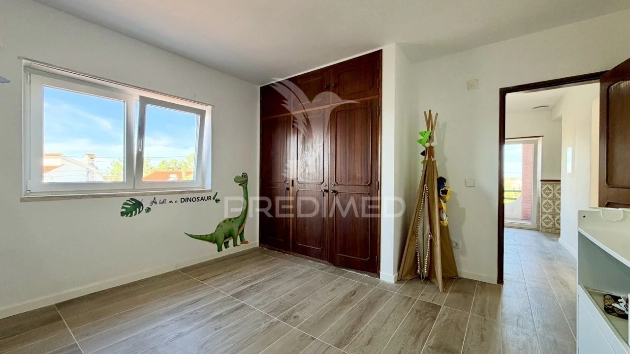 Moradia T4 para Venda em Fernao Ferro Foto 24