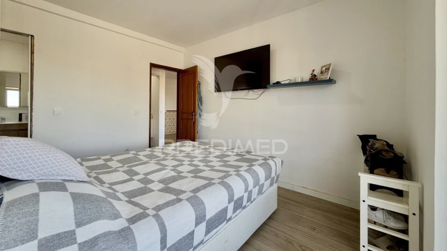 Moradia T4 para Venda em Fernao Ferro Foto 29