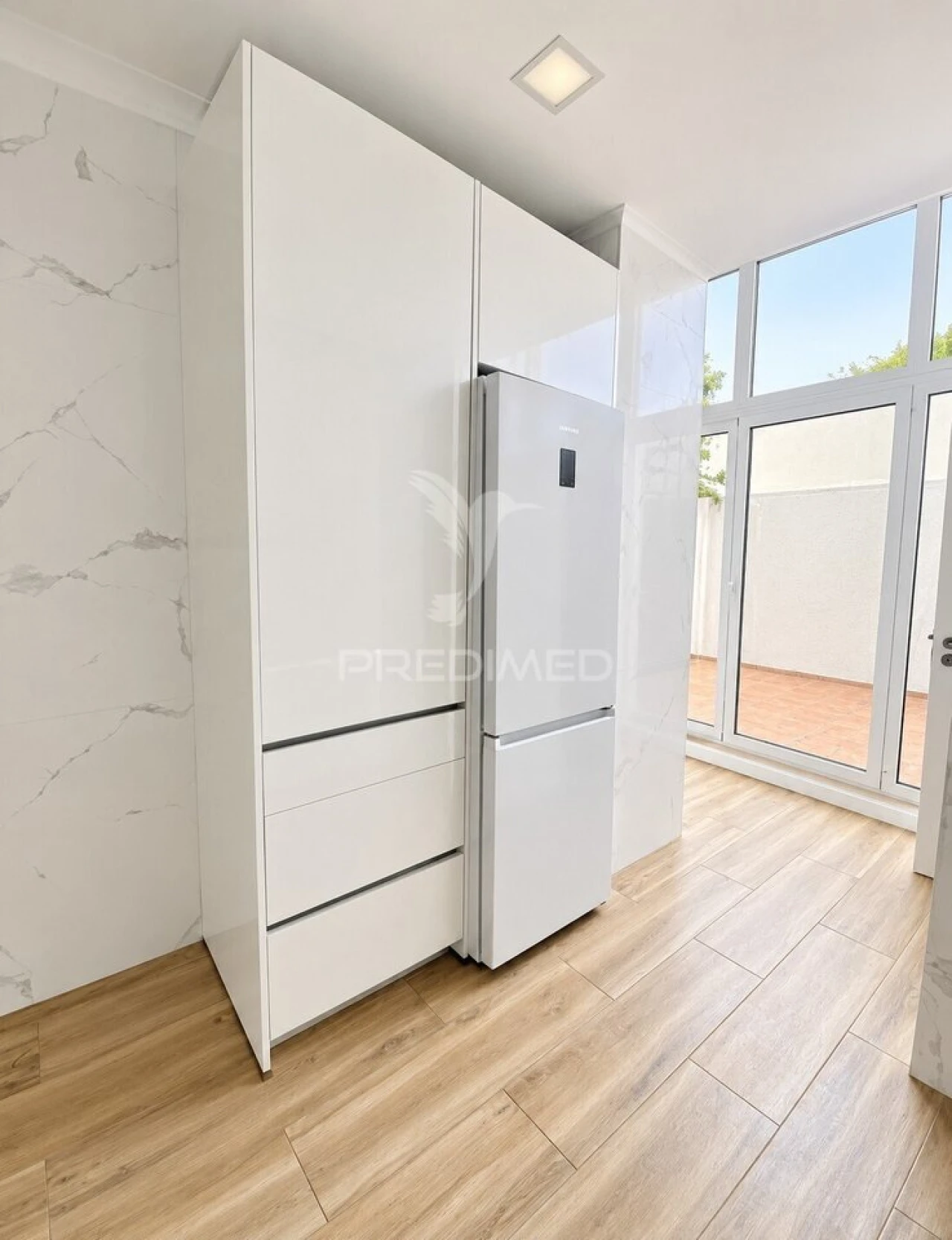 Apartamento T2 para Venda em Alvalade Foto 1