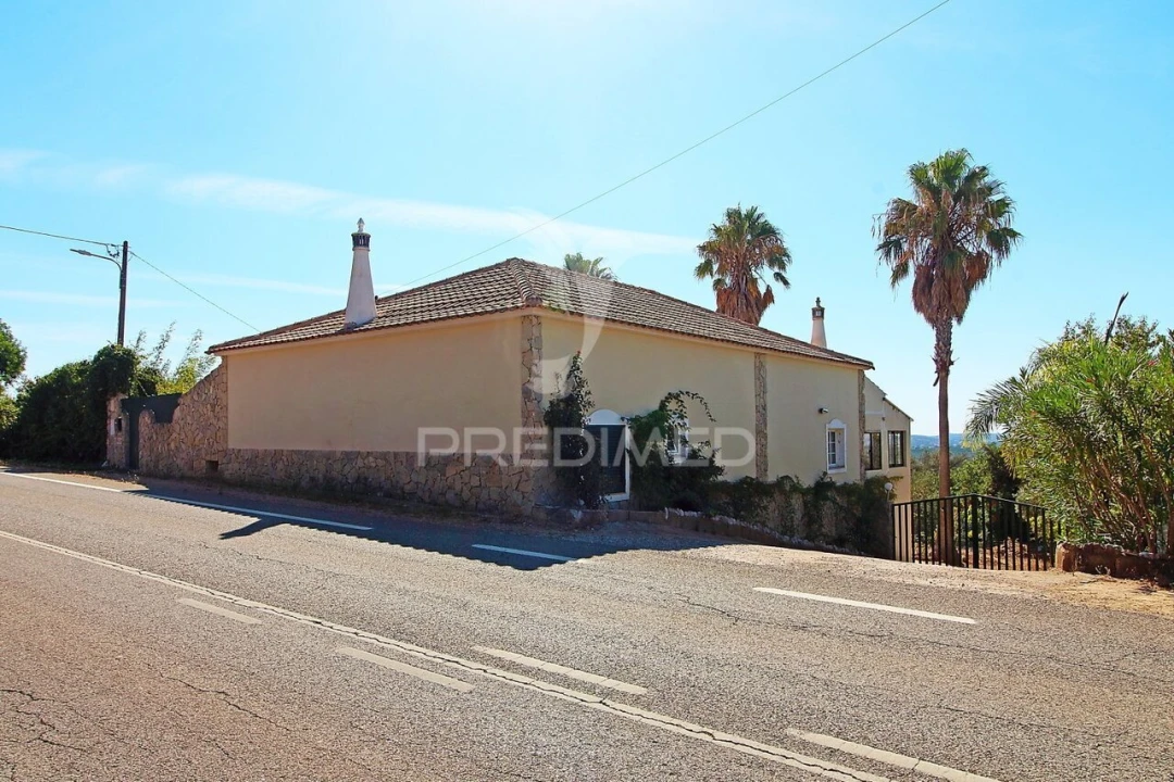 Moradia T3 para Venda em São Bartolomeu de Messines Foto 2