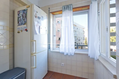 Apartamento T2 para Venda em Corroios