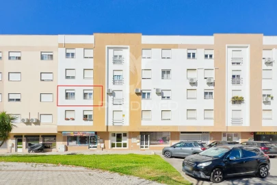 Apartamento T2 para Venda em Corroios