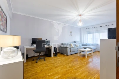 Apartamento T2 para Venda em Corroios