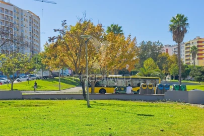 Apartamento T2 para Venda em Corroios