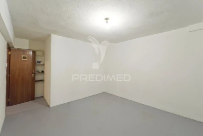 Apartamento T2 para Venda em Corroios