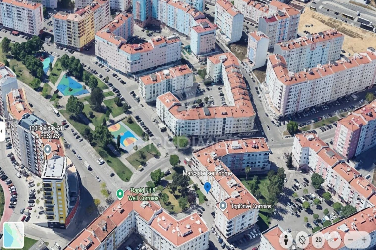 Apartamento T2 para Venda em Corroios Foto 7