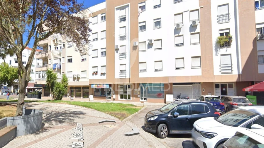 Apartamento T2 para Venda em Corroios