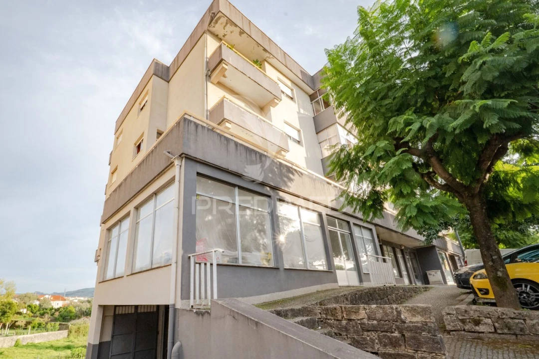 Apartamento T3 para Venda em Amares e Figueiredo Foto 26