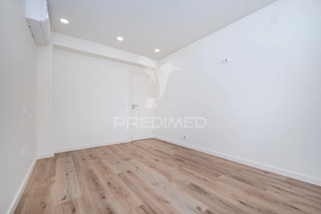 Apartamento T3 para Venda em Amares e Figueiredo Foto 13