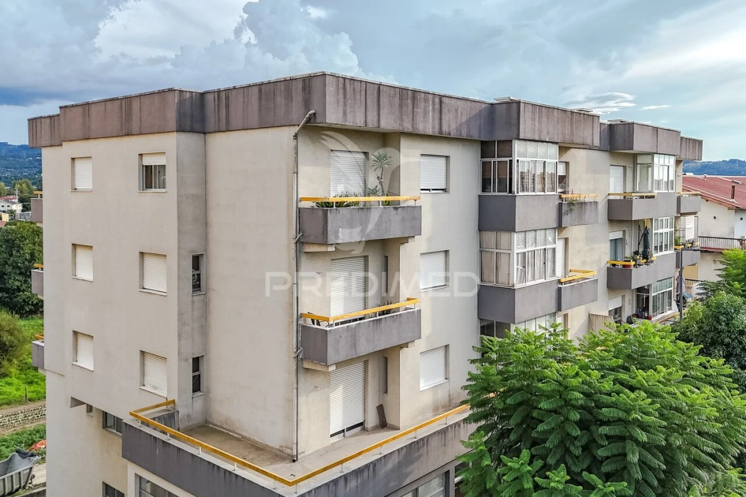 Apartamento T3 para Venda em Amares e Figueiredo Foto 27