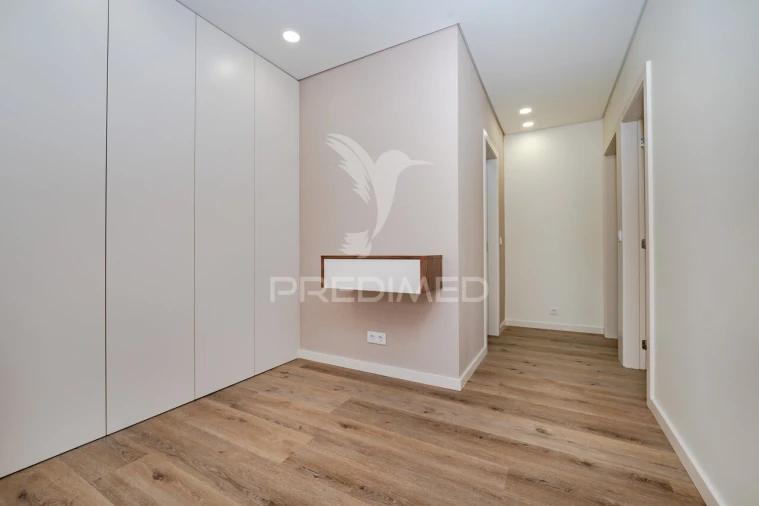Apartamento T3 para Venda em Amares e Figueiredo Foto 18