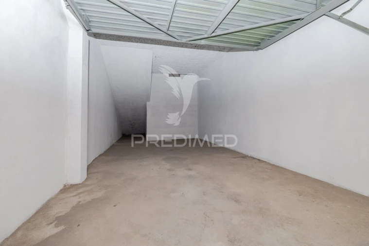 Apartamento T3 para Venda em Amares e Figueiredo Foto 22