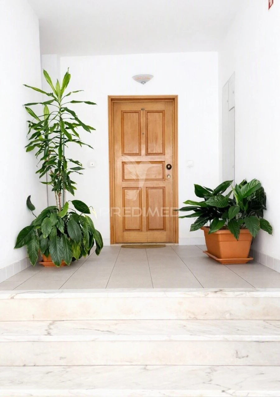 Apartamento T3 para Venda em Delães Foto 2