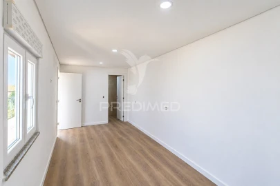 Moradia T3 para Venda em Mafamude e Vilar do Paraíso